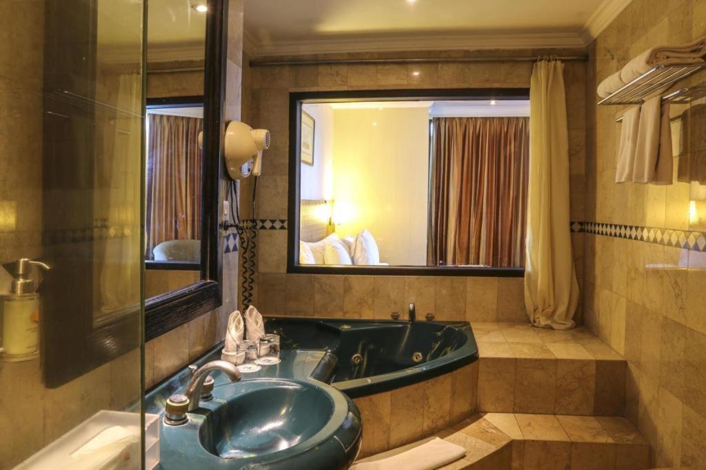 נקסר Almadera Hotel מראה חיצוני תמונה