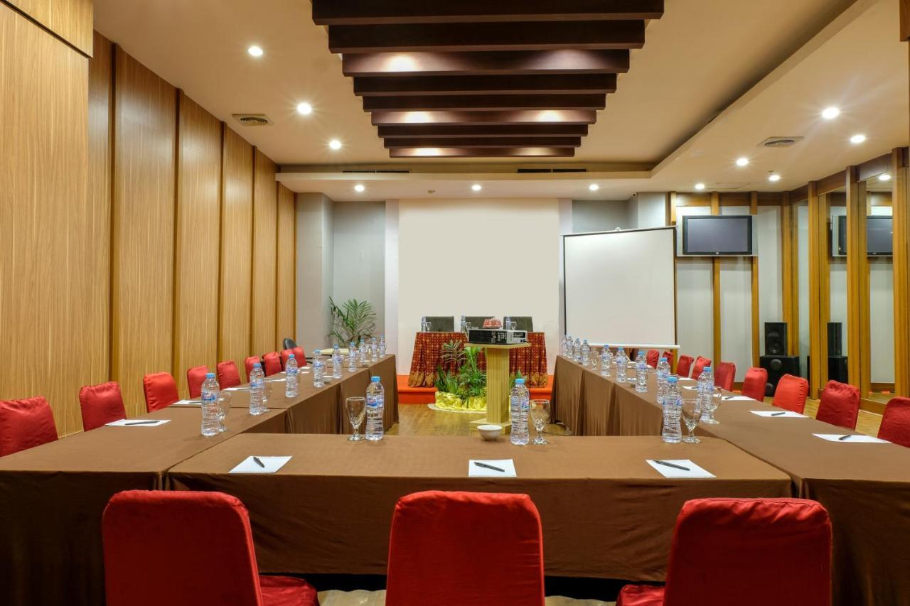 נקסר Almadera Hotel מראה חיצוני תמונה